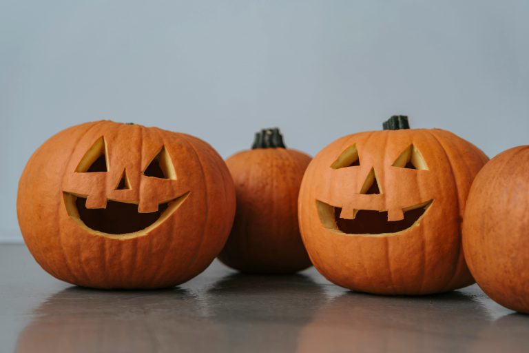 halloween carved pumpkins