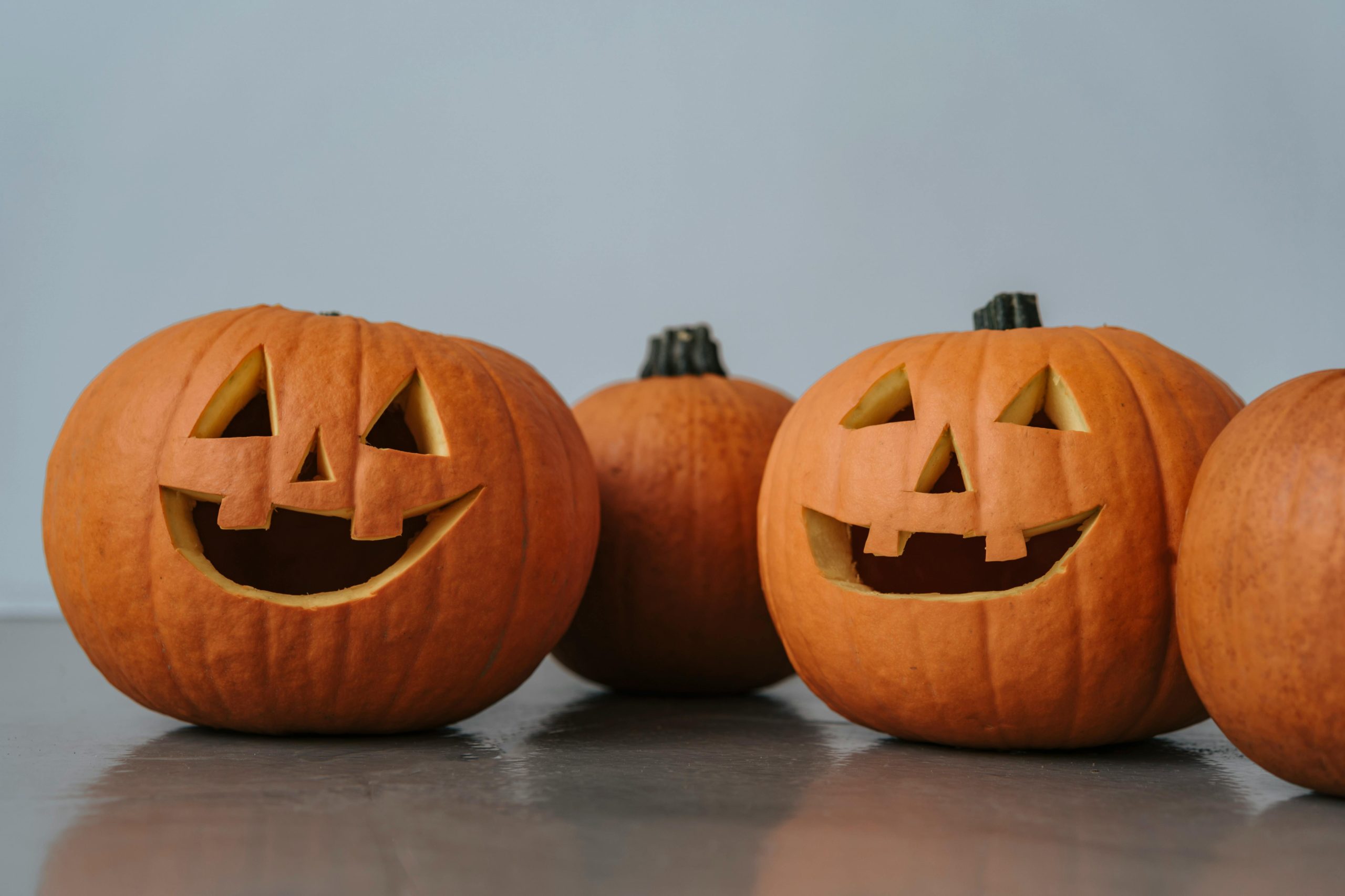 halloween carved pumpkins