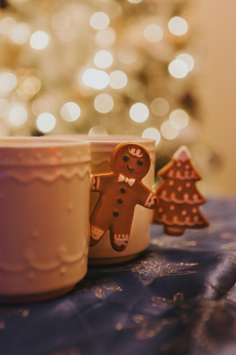 7 best coffee and tea lover gifts 2025 including heated mugs, Nespresso machines, insulated mugs, matcha sets, tea variety boxes, and kettles
